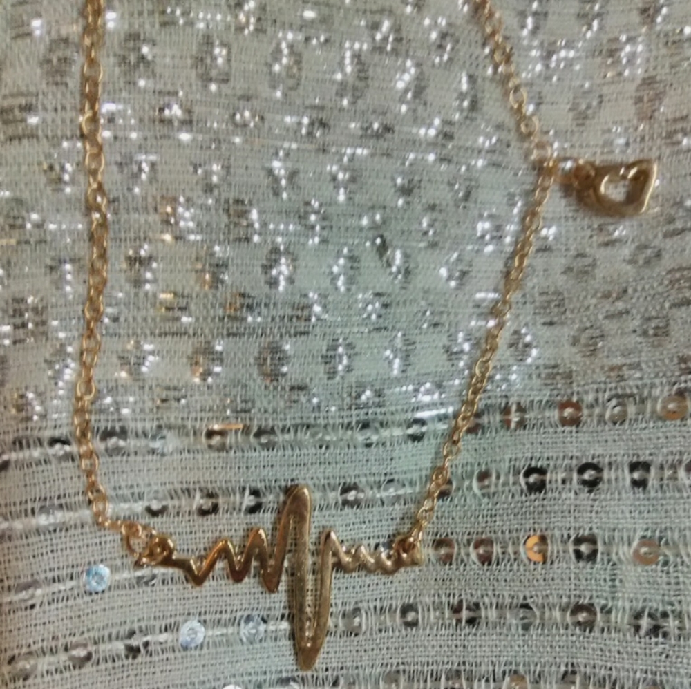 Golden Heartbeat Symbol Necklace
